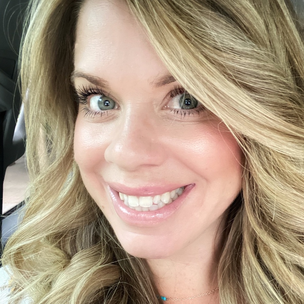 Meet your Posher, Jennifer